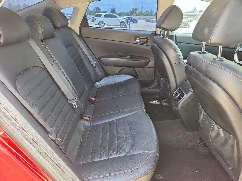 Photo 10 from auction – 2019 KIA OPTIMA with VIN 5XXGW4L28KG317494