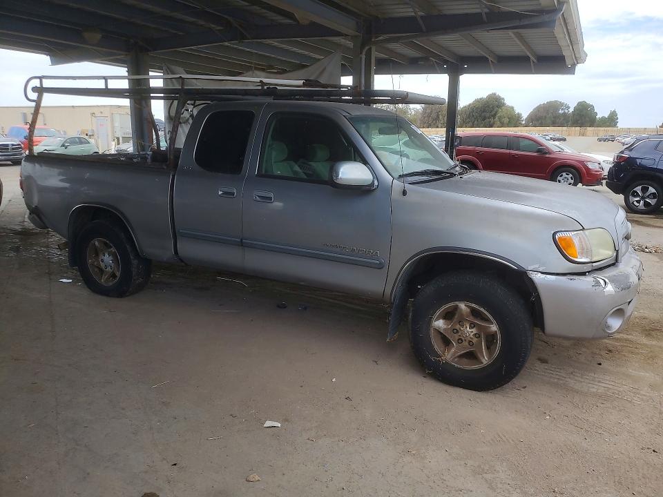 Photo 4 from auction – 2004 TOYOTA TUNDRA with VIN 5TBRT34124S440669