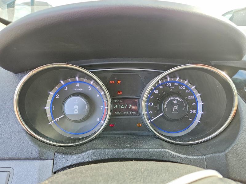 Photo 9 from auction – 2011 HYUNDAI SONATA with VIN 5NPEC4AC7BH286562