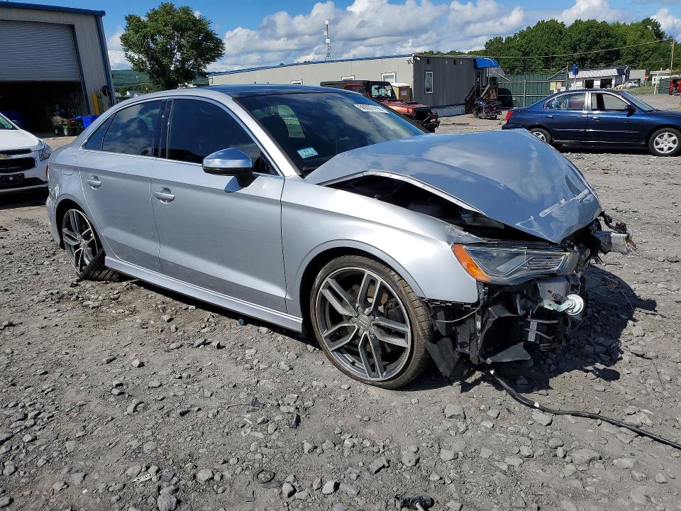 Фото 4 с аукциона – 2015 AUDI S3 с VIN WAUFFGFF1F1060303