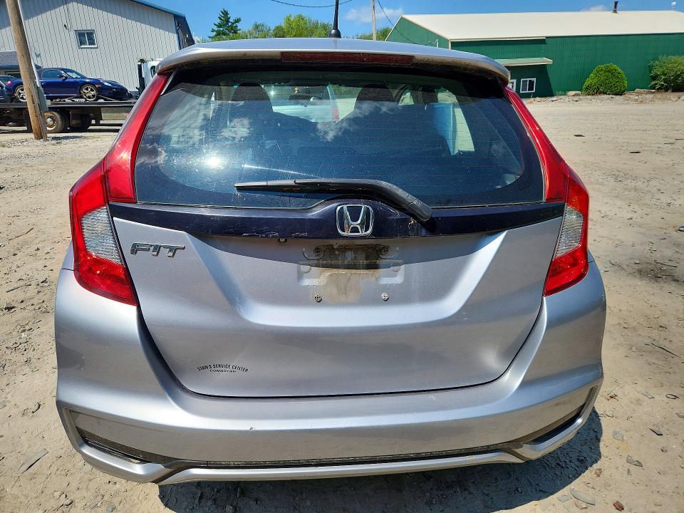 Photo 6 from auction – 2018 HONDA FIT with VIN 3HGGK5G41JM703878
