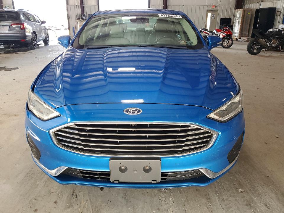 Foto 5 de la subasta – 2019 FORD FUSION con VIN 3FA6P0CD4KR219721