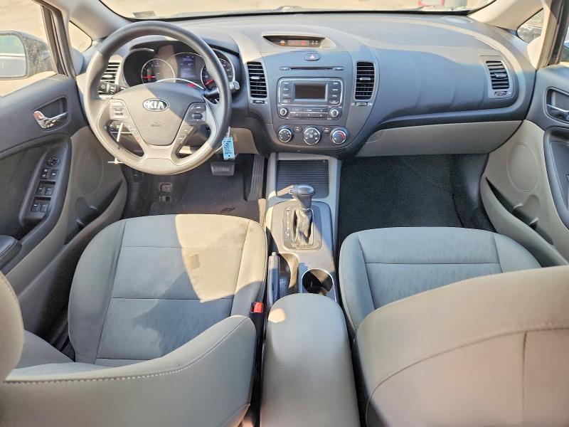Снимка 8 от търг – 2016 KIA FORTE с VIN KNAFK4A69G5526670