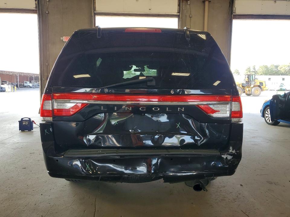 Photo 6 from auction – 2016 LINCOLN NAVIGATOR with VIN 5LMJJ2JT6GEL00864