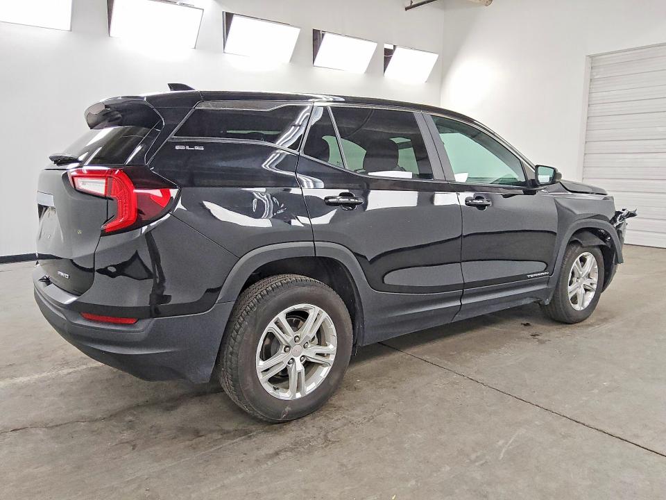 Photo 3 from auction – 2022 GMC TERRAIN with VIN 3GKALTEV0NL176482