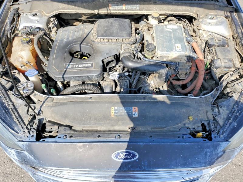 Photo 11 from auction – 2017 FORD FUSION with VIN 3FA6P0LU4HR165250
