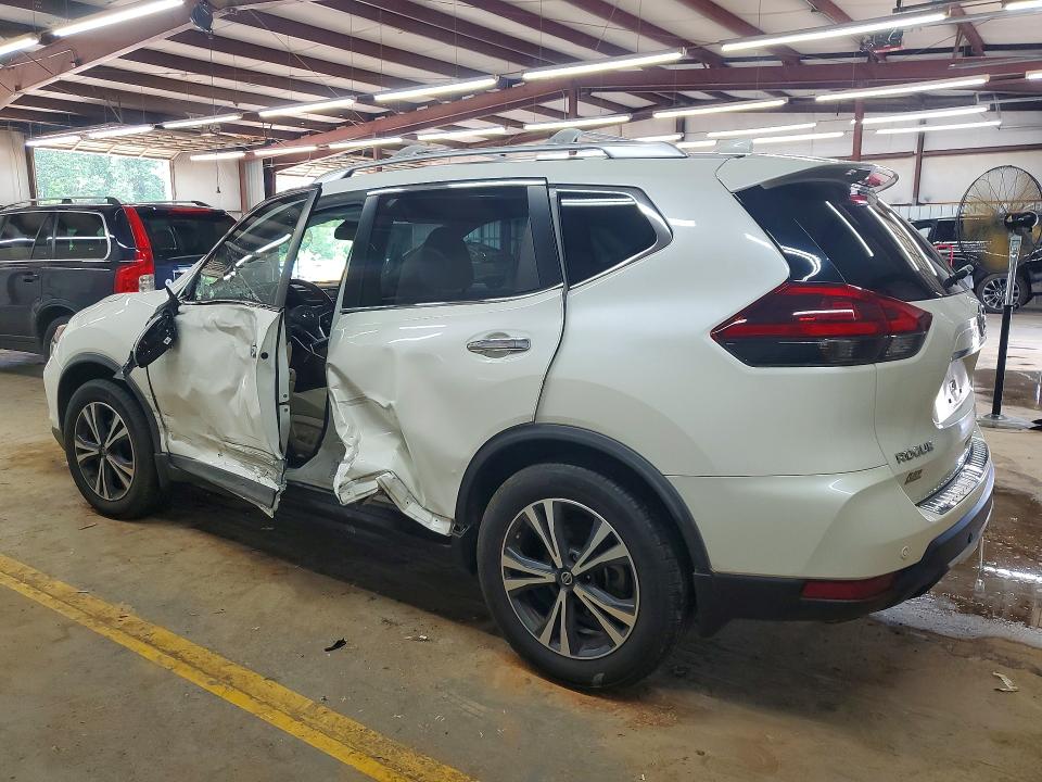 Photo 2 from auction – 2020 NISSAN ROGUE with VIN JN8AT2MT6LW013045