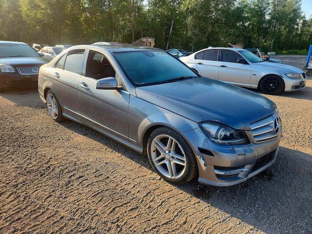 Photo 4 from auction – 2012 MERCEDES-BENZ C with VIN WDDGF8BB6CA601931