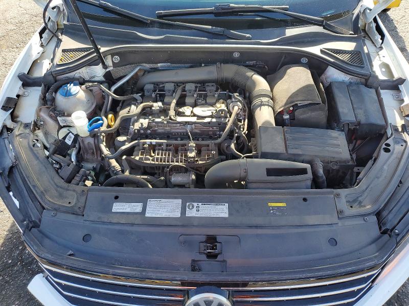 Photo 11 from auction – 2017 VOLKSWAGEN PASSAT with VIN 1VWBT7A34HC010541