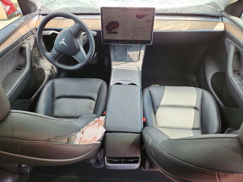 Photo 8 from auction – 2025 TESLA MODEL Y with VIN 7SAYGDEDXSF318720