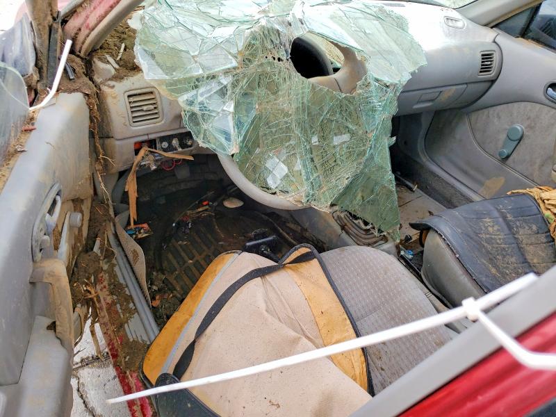 Photo 8 from auction – 1992 GEO METRO with VIN 2C1MR6469N6724578