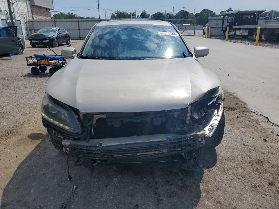 Photo 5 from auction – 2015 HONDA ACCORD with VIN 1HGCR3F84FA009788