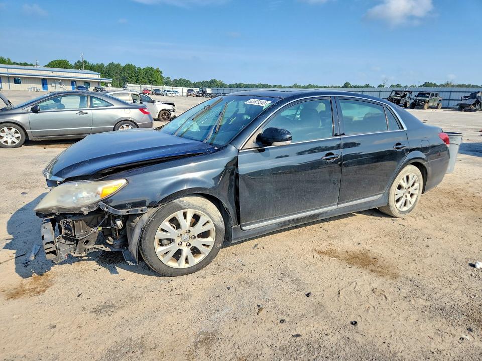 TOYOTA AVALON 2011 with VIN 4T1BK3DB3BU417474 - Photo from auction