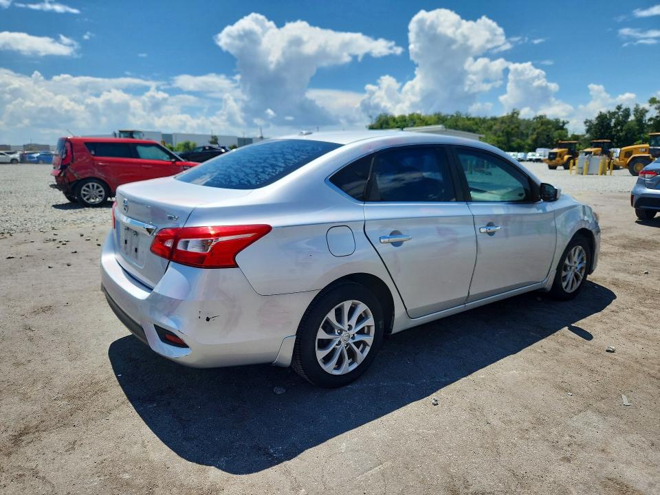 Photo 3 from auction – 2018 NISSAN SENTRA with VIN 3N1AB7AP3JY219807
