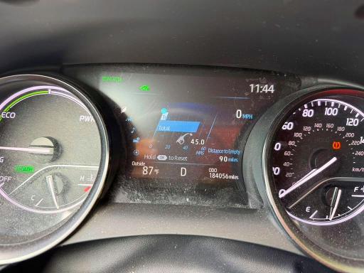 Photo 11 from auction – 2024 TOYOTA CAMRY with VIN 4T1K31AK7RU076368