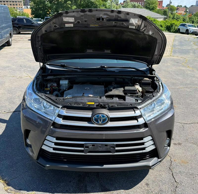 Photo 5 from auction – 2018 TOYOTA HIGHLANDER HYBRID with VIN 5TDJGRFH7JS045355
