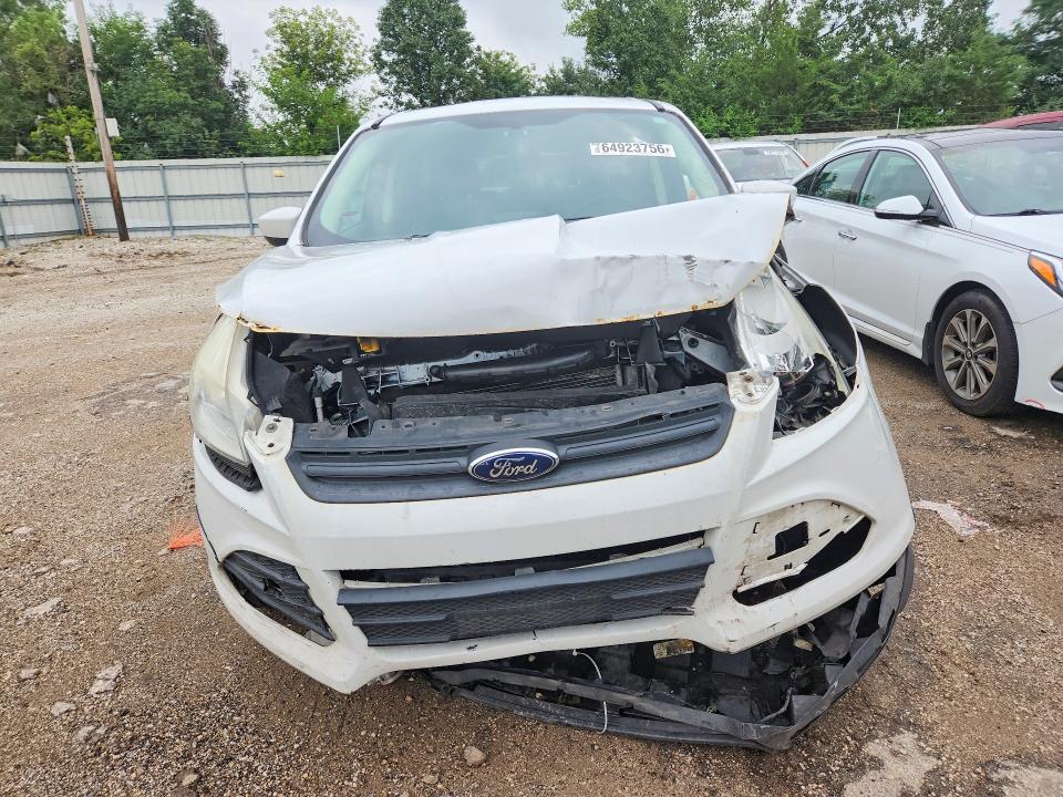Photo 5 from auction – 2013 FORD ESCAPE with VIN 1FMCU0GX5DUD47659