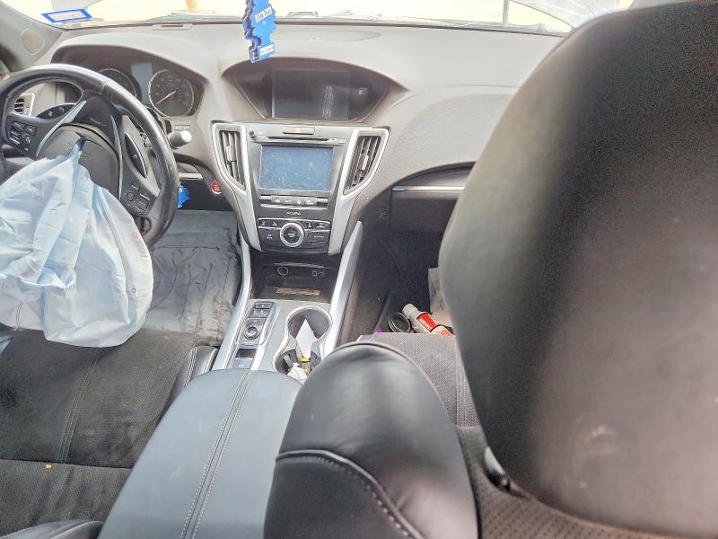 Photo 8 from auction – 2020 ACURA TLX with VIN 19UUB3F69LA002046