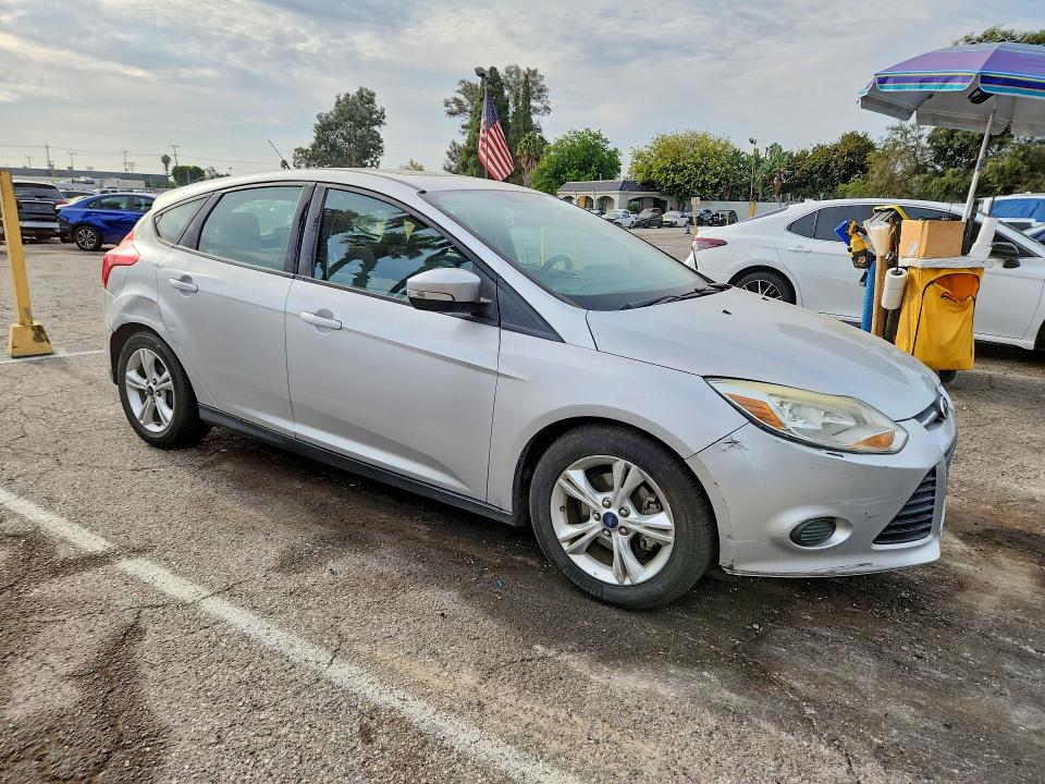 Photo 4 from auction – 2014 FORD FOCUS with VIN 1FADP3K25EL265358
