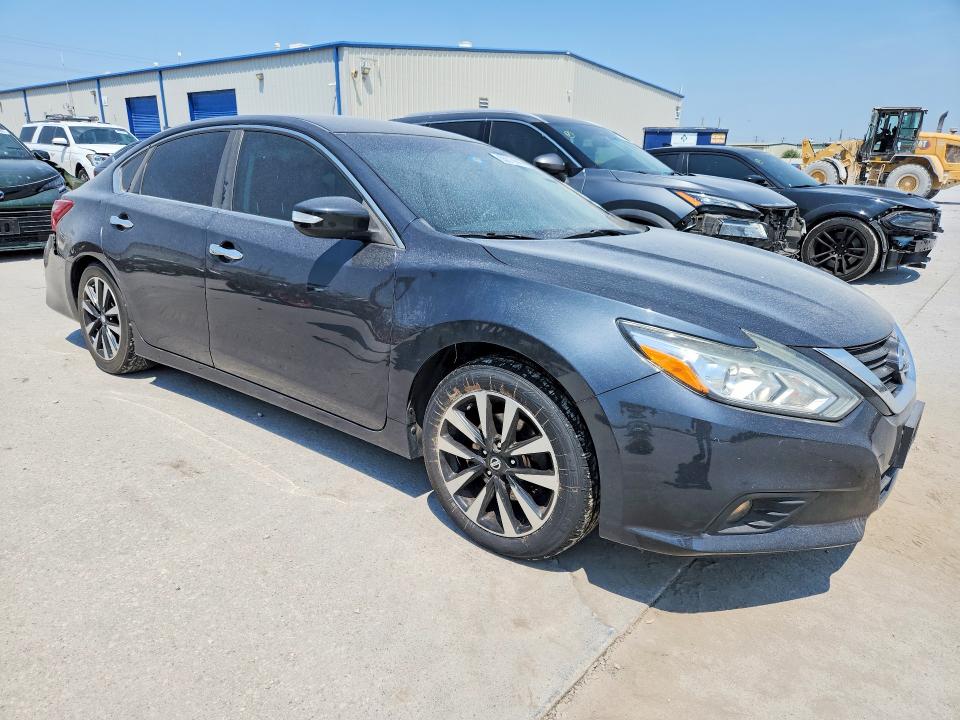Photo 4 from auction – 2018 NISSAN ALTIMA with VIN 1N4AL3AP6JC122411