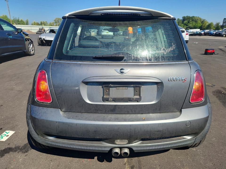 Photo 6 from auction – 2004 MINI COOPER with VIN WMWRE33494TD85071