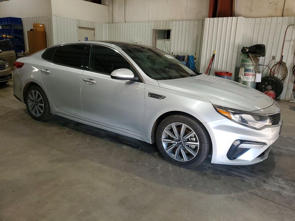 Photo 4 from auction – 2020 KIA OPTIMA with VIN 5XXGU4L1XLG424643