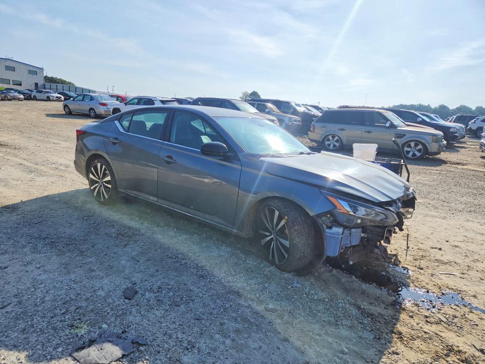 Photo 4 from auction – 2021 NISSAN ALTIMA with VIN 1N4BL4CV6MN308318