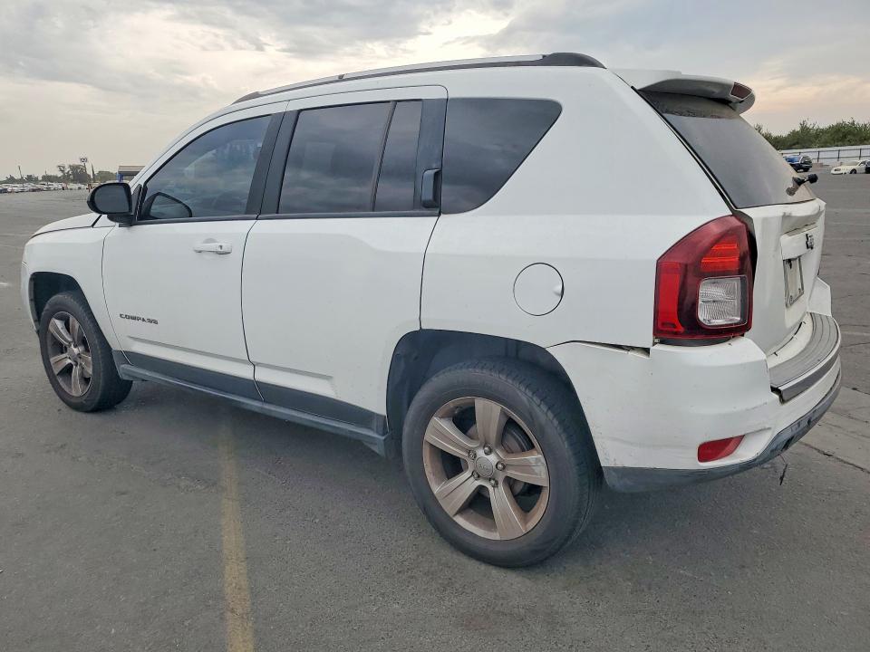 Photo 2 from auction – 2016 JEEP COMPASS with VIN 1C4NJCBA9GD681501