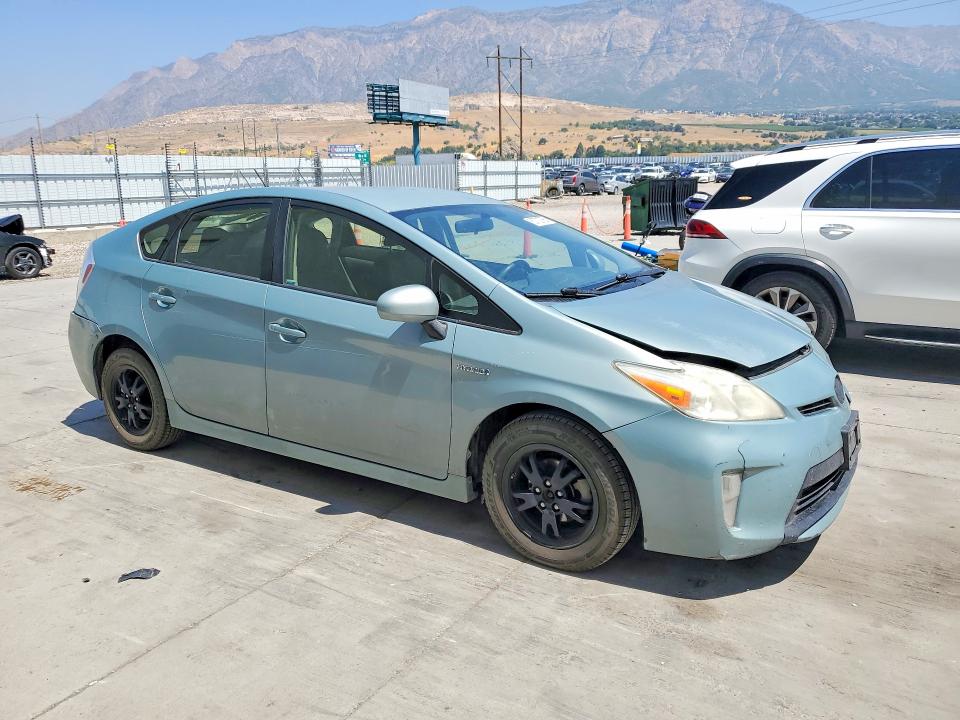 Photo 4 from auction – 2013 TOYOTA PRIUS with VIN JTDKN3DU7D1691505
