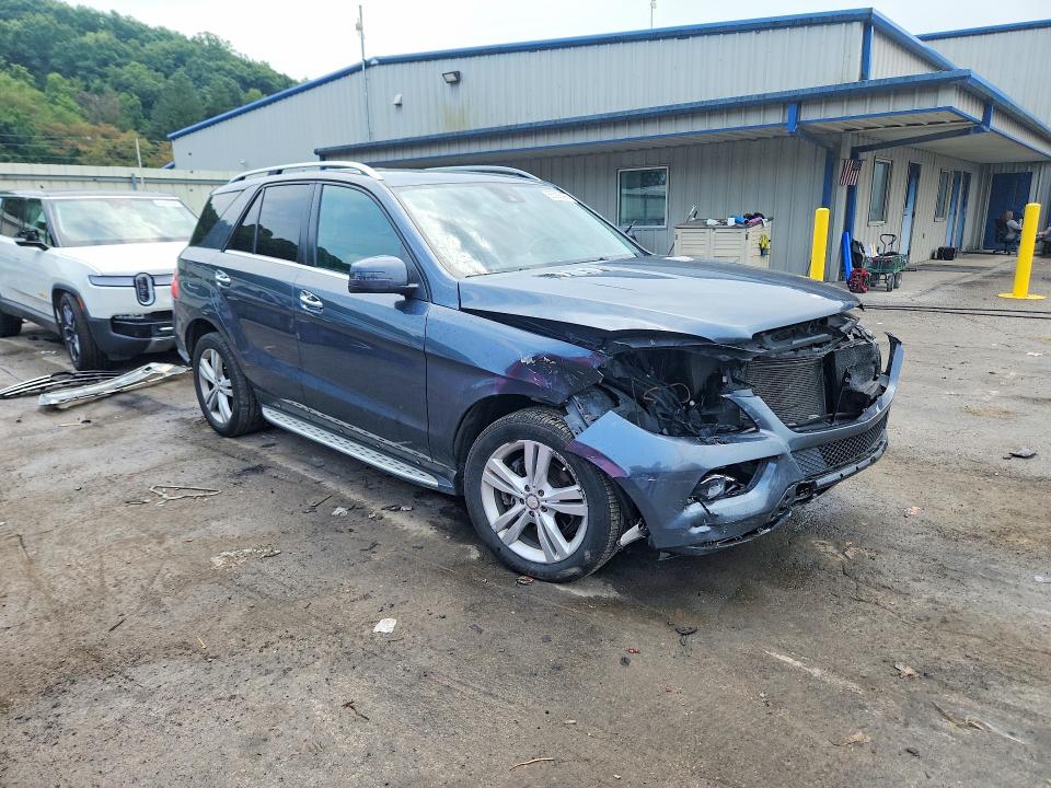 Photo 4 from auction – 2013 MERCEDES-BENZ ML with VIN 4JGDA5HB6DA142415