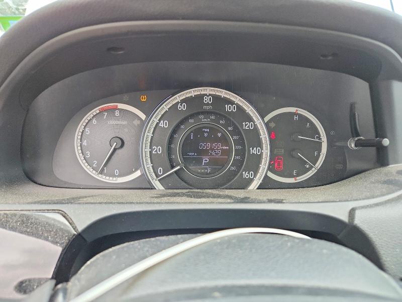 Photo 9 from auction – 2016 HONDA ACCORD with VIN 1HGCR2F30GA219370