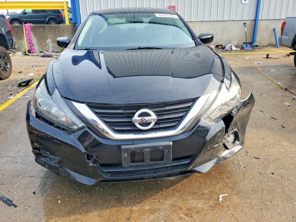 Photo 5 from auction – 2017 NISSAN ALTIMA with VIN 1N4BL3APXHC190693