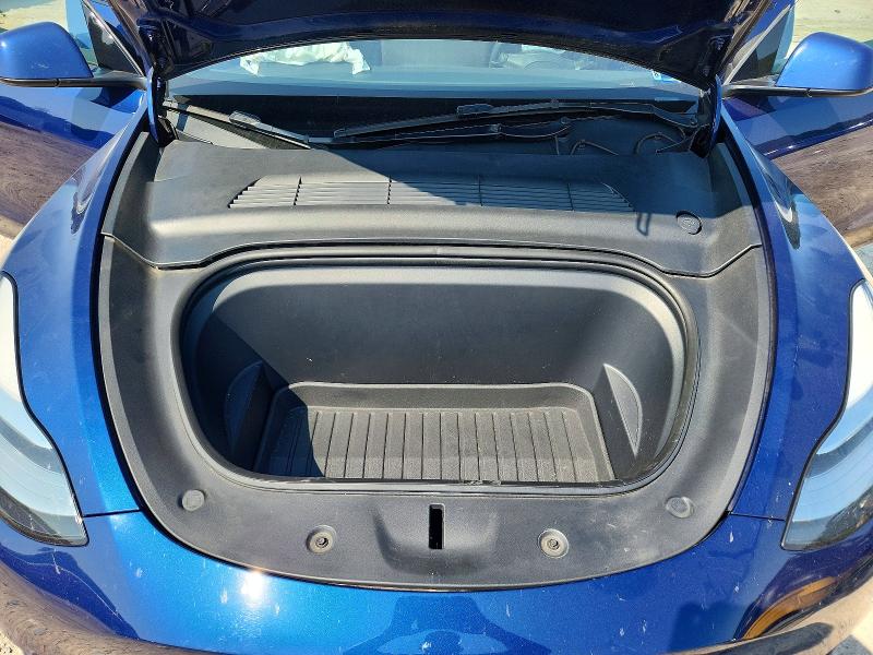 Снимка 11 от търг – 2022 TESLA MODEL Y с VIN 7SAYGDEE9NA009363