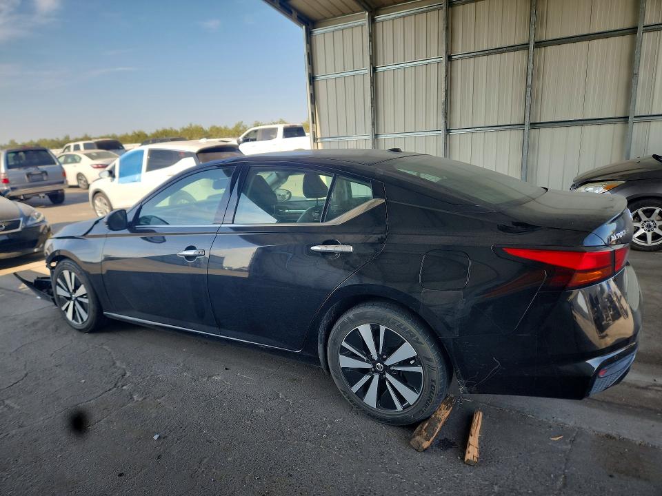Photo 2 from auction – 2020 NISSAN ALTIMA with VIN 1N4BL4EV7LC160574