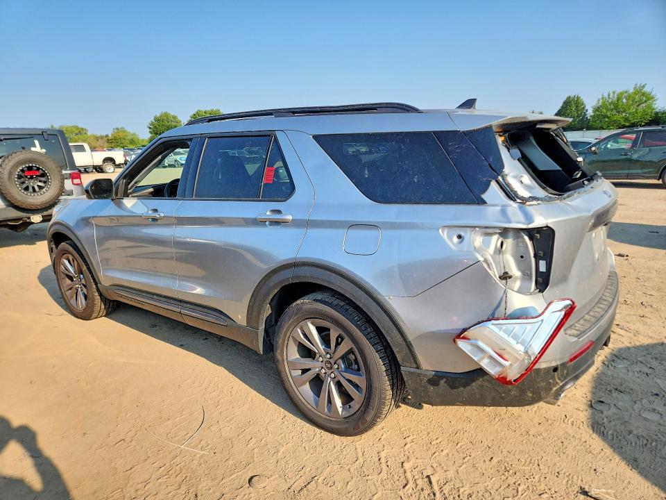 Photo 2 from auction – 2022 FORD EXPLORER with VIN 1FMSK8DH9NGB94782
