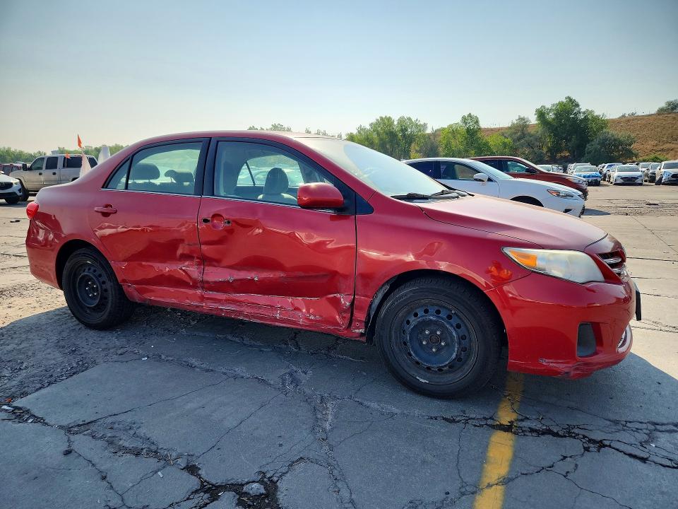 Photo 4 from auction – 2013 TOYOTA COROLLA with VIN 2T1BU4EE9DC013656