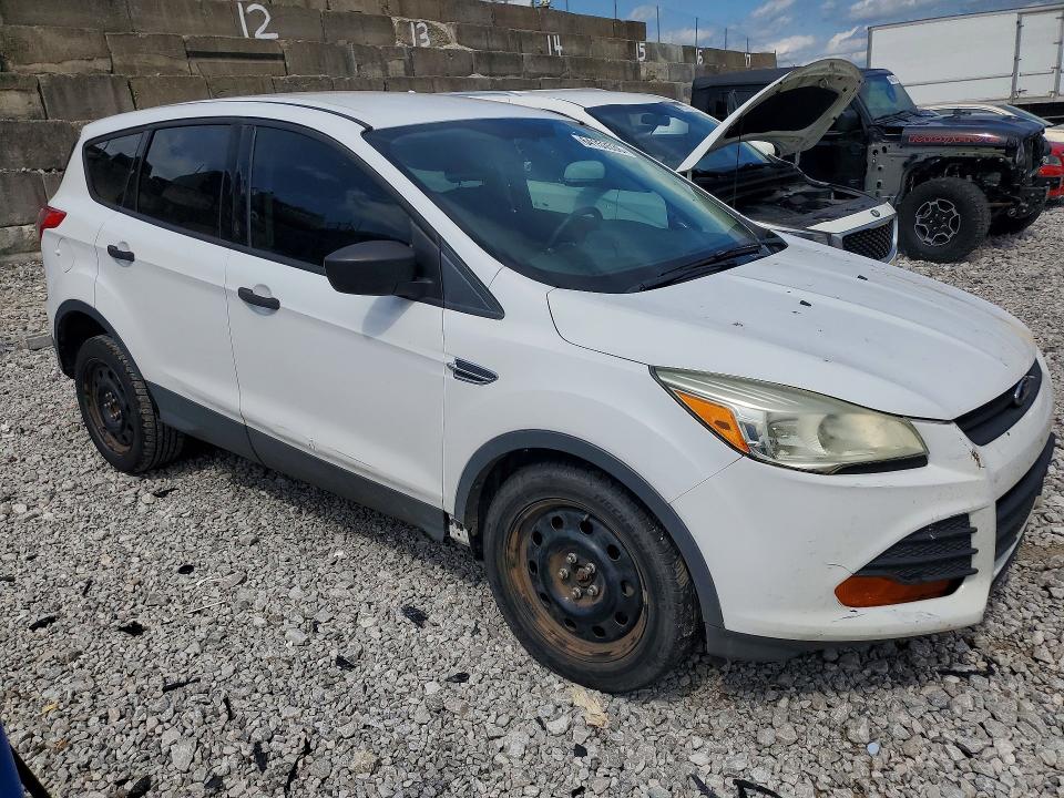 Photo 4 from auction – 2015 FORD ESCAPE with VIN 1FMCU0F75FUA87817