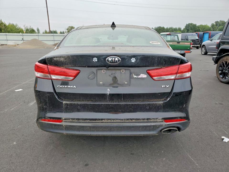 Photo 6 from auction – 2016 KIA OPTIMA with VIN 5XXGU4L35GG010189