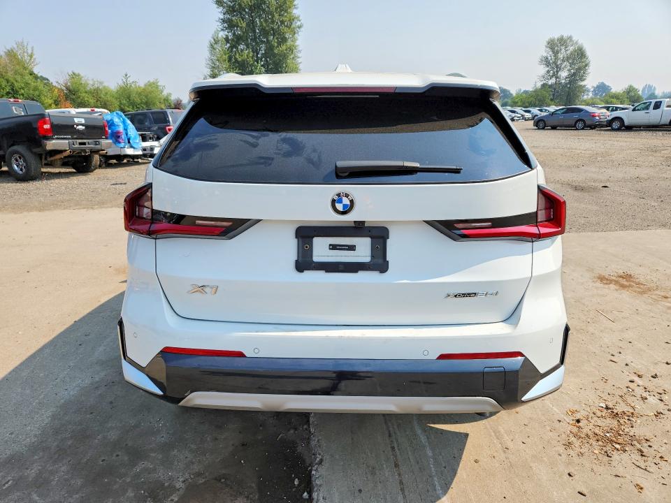Photo 6 from auction – 2023 BMW X1 with VIN WBX73EF04P5X48065