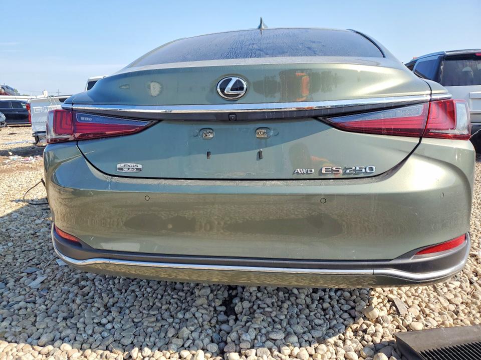 Photo 6 from auction – 2021 LEXUS ES 250 with VIN 58AD11D12MU004481