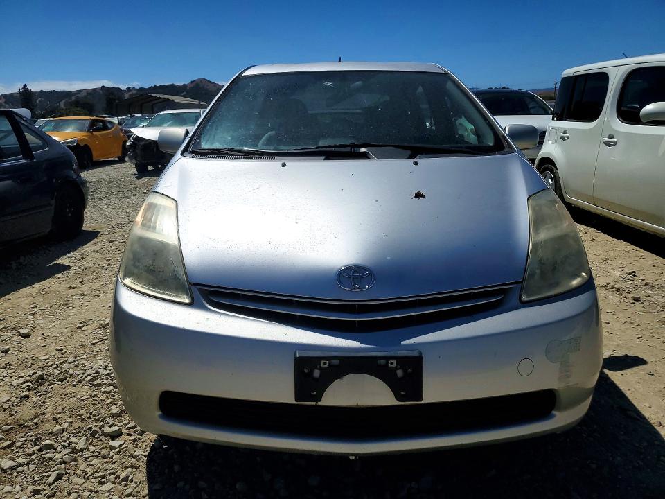 Photo 5 from auction – 2005 TOYOTA PRIUS with VIN JTDKB20U957010705