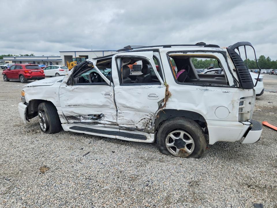 Photo 2 from auction – 2004 GMC YUKON with VIN 1GKEK63U74J251071