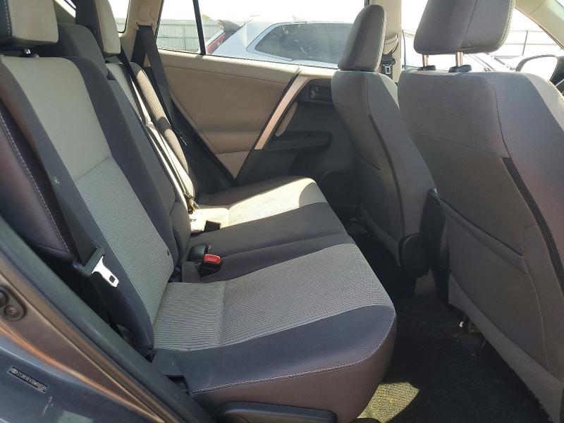 Photo 11 from auction – 2013 TOYOTA RAV4 with VIN 2T3RFREV2DW090588