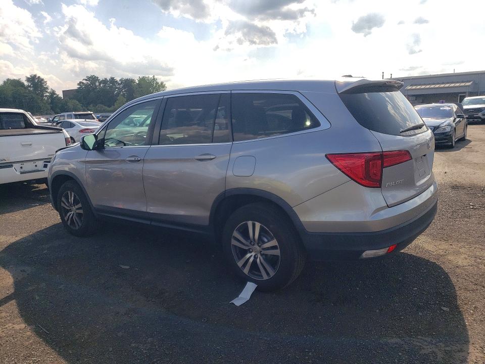 Photo 2 from auction – 2017 HONDA PILOT with VIN 5FNYF6H59HB090444