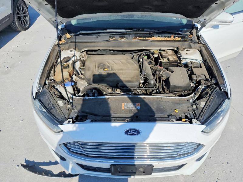 Photo 11 from auction – 2016 FORD FUSION with VIN 3FA6P0HD7GR273921