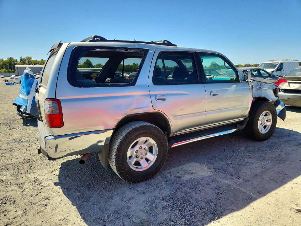Photo 3 from auction – 2000 TOYOTA 4RUNNER with VIN JT3HN86R3Y0270705