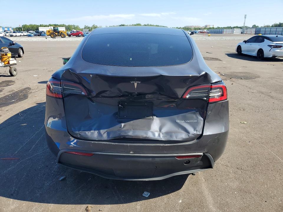 Photo 6 from auction – 2021 TESLA MODEL Y with VIN 5YJYGDEE3MF073381