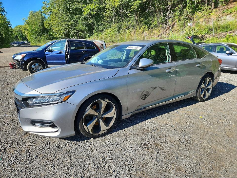 HONDA ACCORD 2019 с VIN 1HGCV2F95KA035874 - Снимка от търг