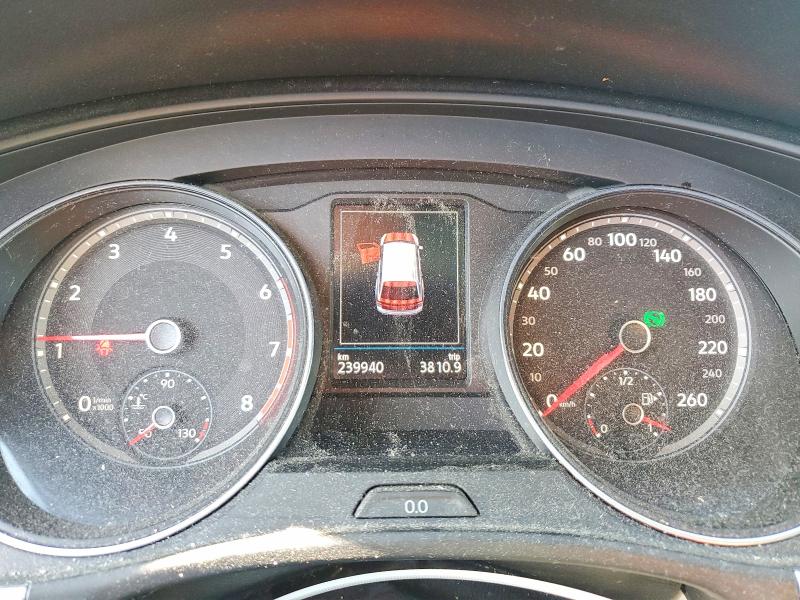 Photo 9 from auction – 2018 VOLKSWAGEN ATLAS with VIN 1V2MR2CA0JC596362