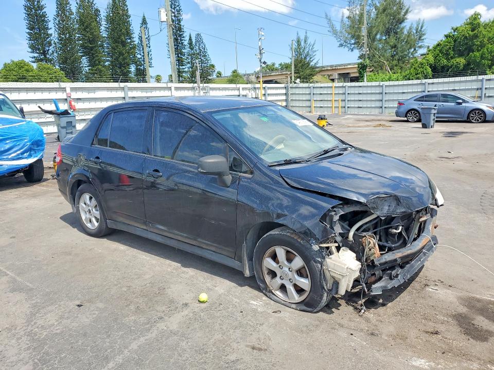 Photo 4 from auction – 2009 NISSAN VERSA with VIN 3N1BC11E99L439703